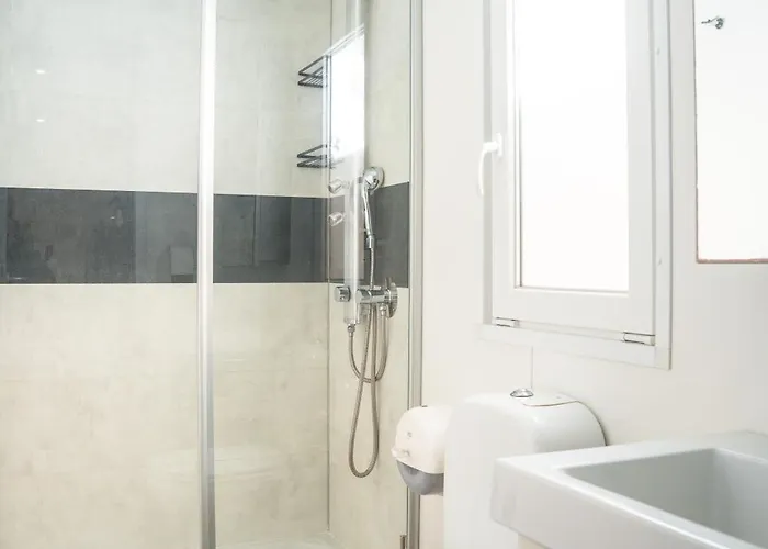 Sunny House 度假居 穆泰尔岛